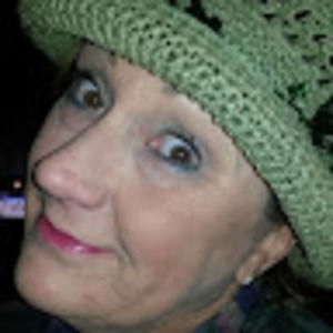 Meet your Posher, Robyn